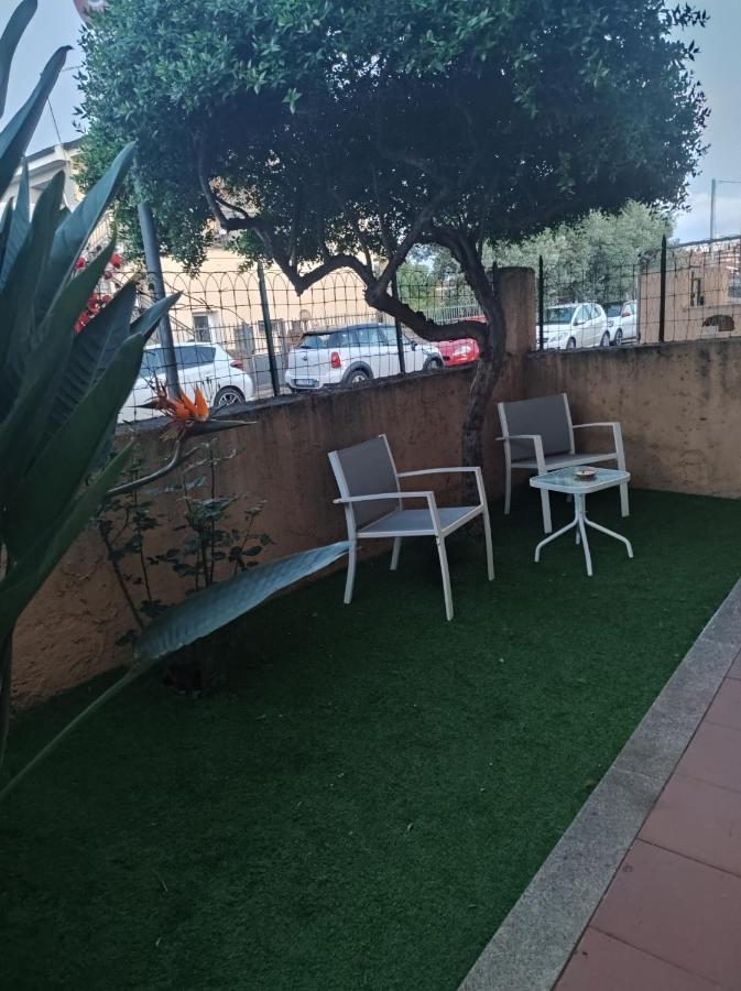 Apartamento La Casa Di Luca Olbia Exterior foto