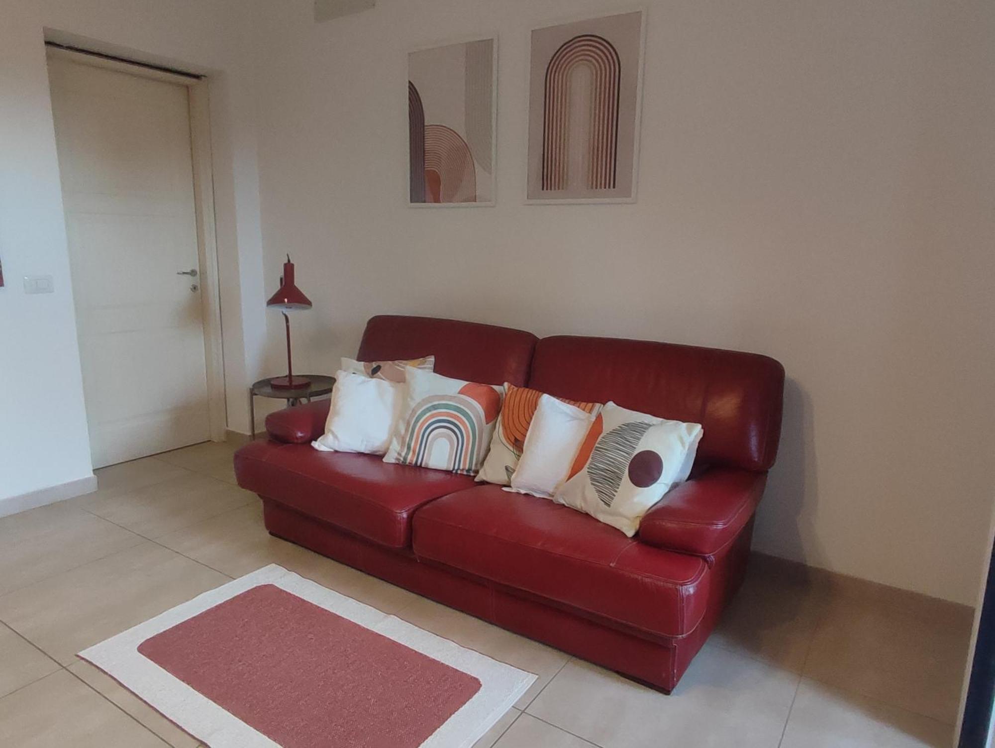 Apartamento La Casa Di Luca Olbia Exterior foto